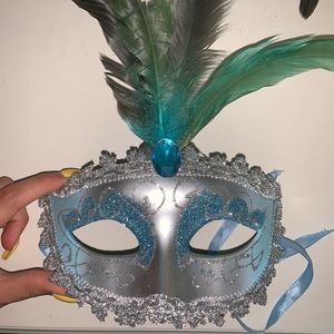 Women's masquerade mask